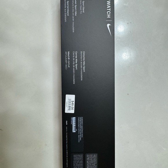 Nike Apple Watch Sport Band - Black and Midnight Blue. - Picture 9 of 9